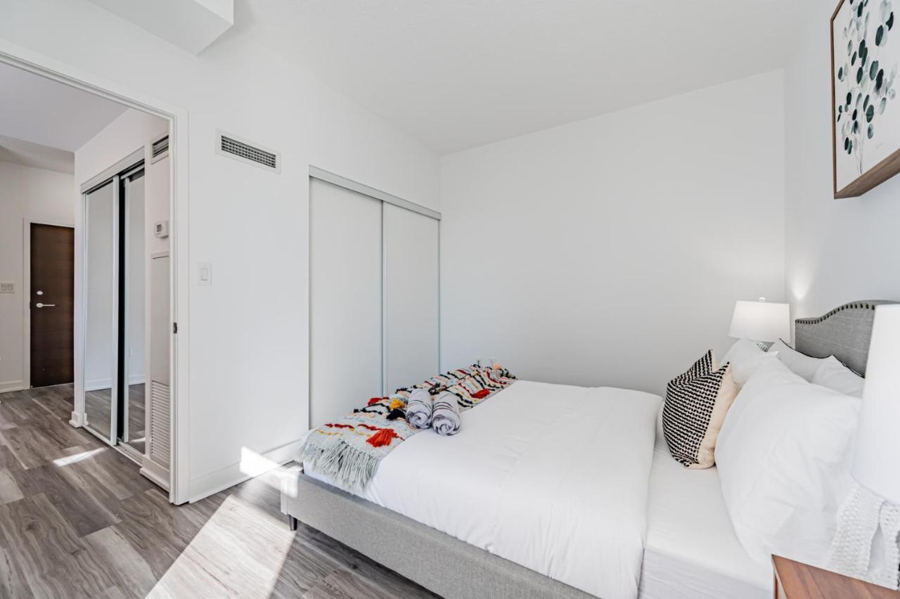 Leckie Luxurious Suites Toronto Exterior foto